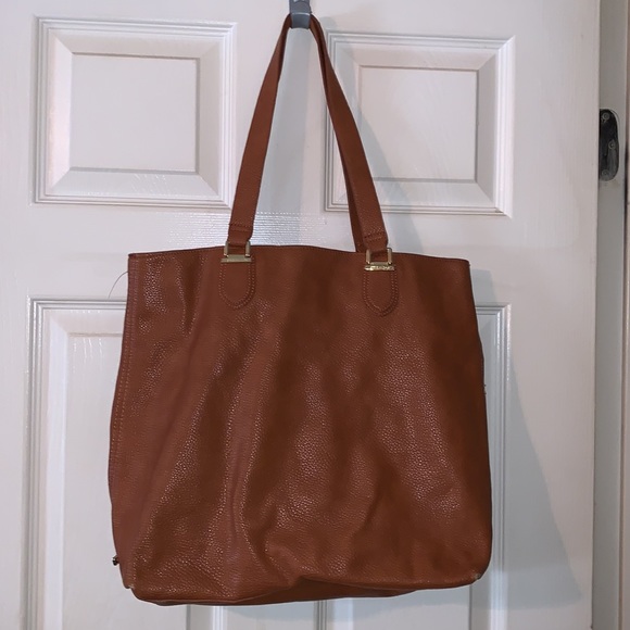 ✨STEVE MADDEN BAG ✨ - Picture 2 of 15